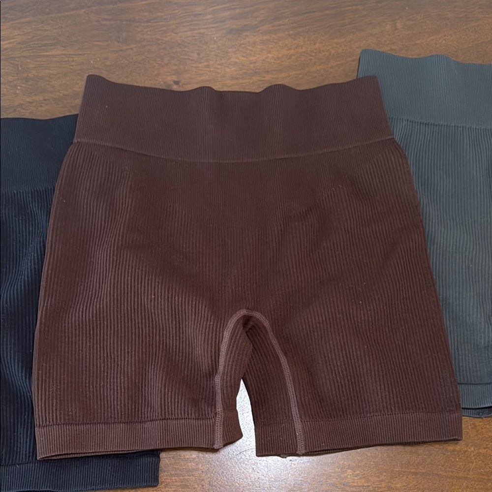 Women's Ribbed Shorts Bundle
